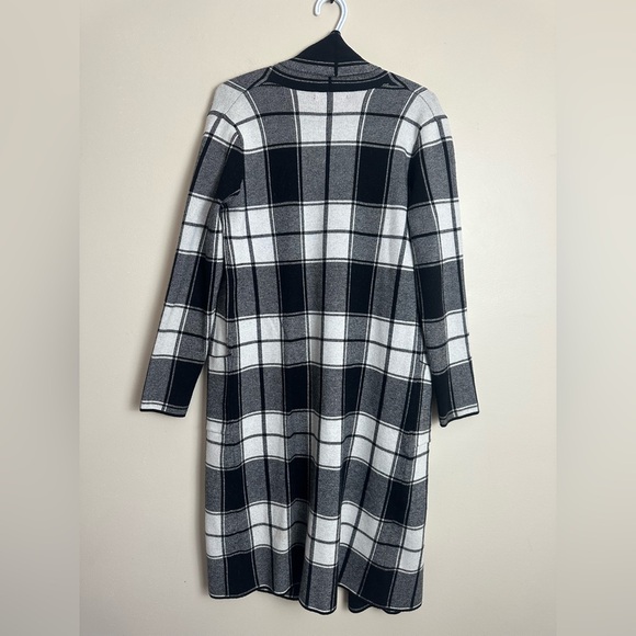 Tahari Black White Open Knit Cardigan Size S Long Lightweight Sweater - Picture 6 of 6